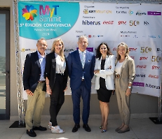 V Myt Summit_103