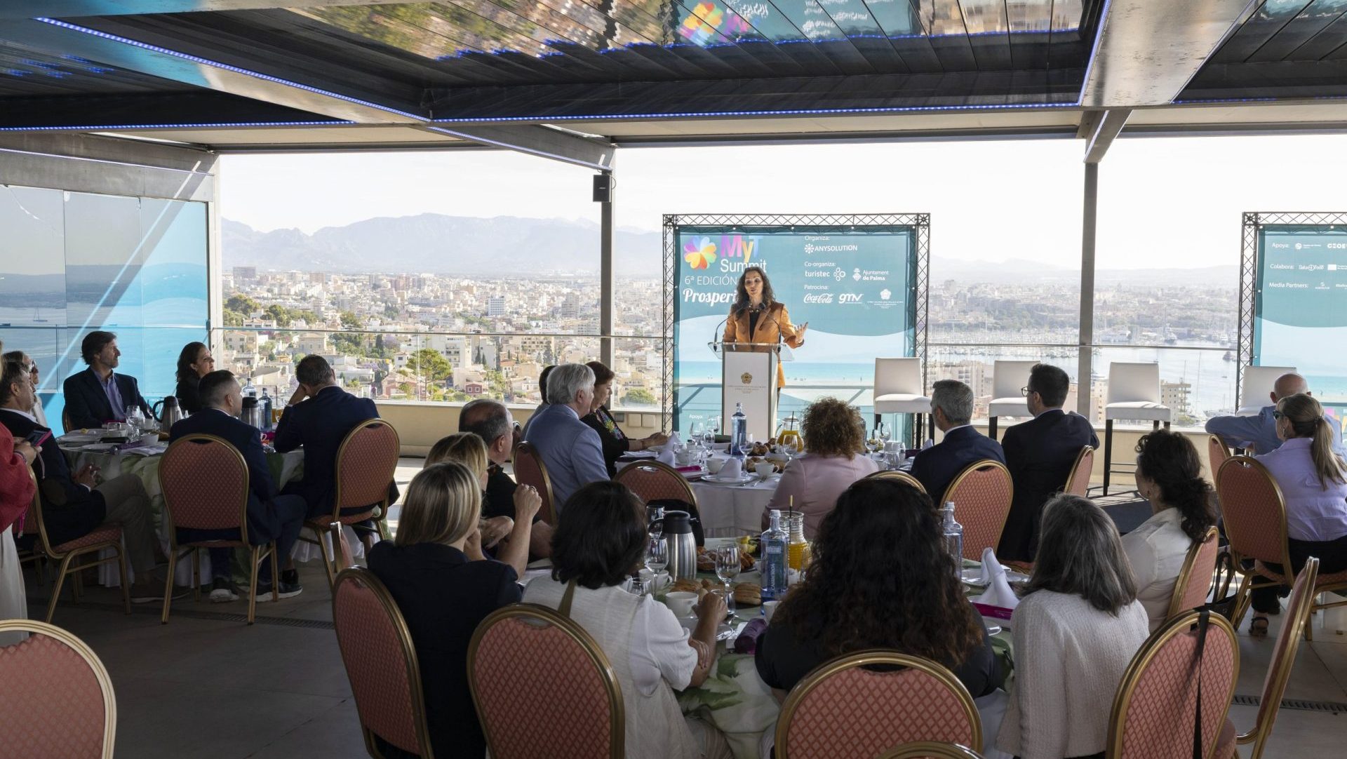 Palma reúne al sector turístico para repensar el futuro entre deporte y sostenibilidad